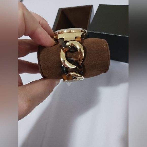 NWT Michael Kors Chain Link Acrylic Gold-Tone Tortoise Shell Ladies Watch MK4222 - Picture 9 of 9